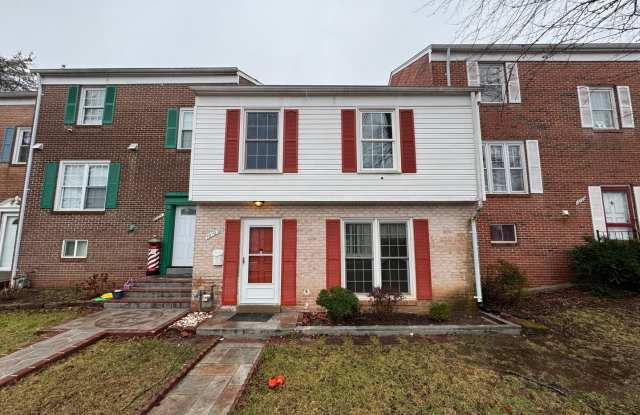 Spacious 3 Bed 2.5 Bath Townhome In Beautiful Sudley photos photos