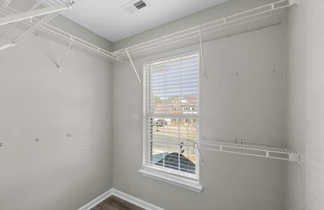 8018 Trotter Road Gallery 2