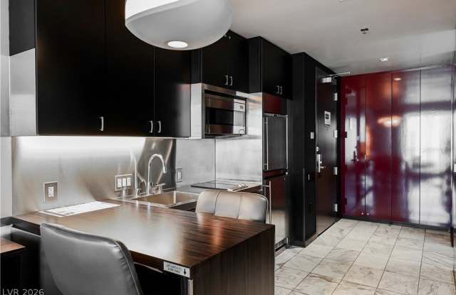 4381 W Flamingo Road Gallery 2