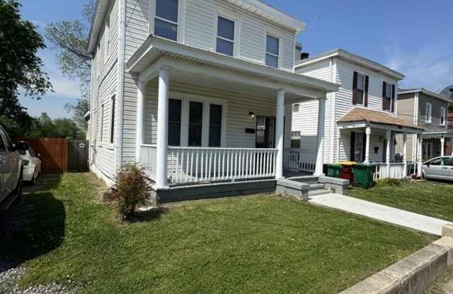1153 W Washington st photos photos