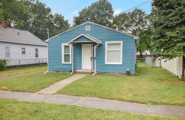 541 Washburn Avenue Gallery 2