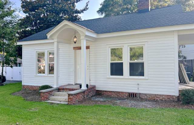 COMING SOON! Downtown Conway, 3 Bedroom/1 Bath Home! photos photos