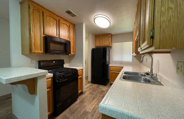 El Camino Ave (5325) photos photos