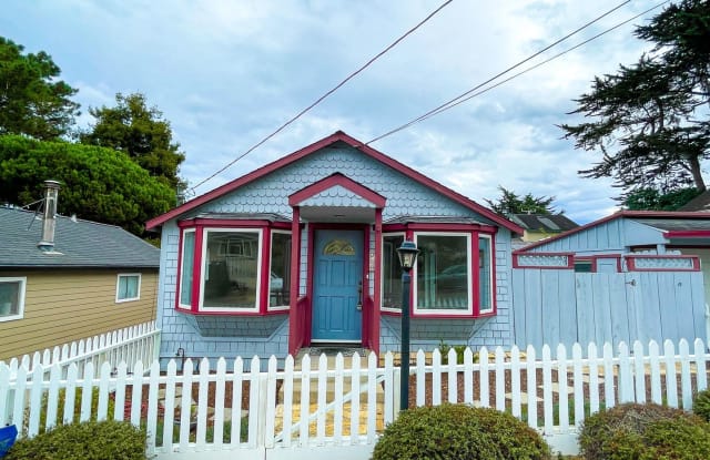 718 Lottie St - 718 Lottie Street, Monterey, CA 93940