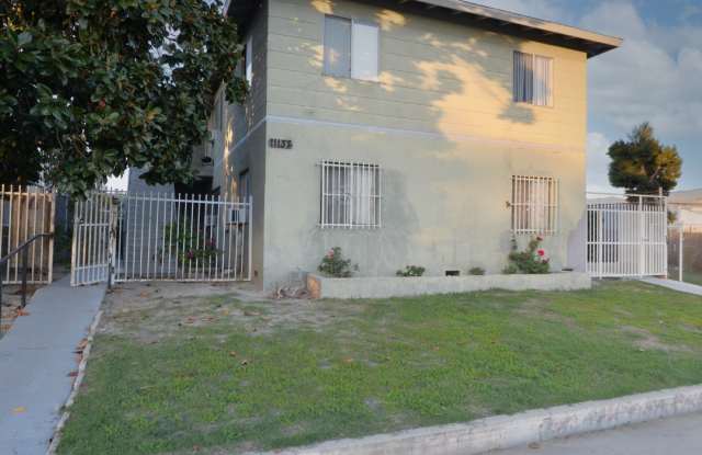 Convenient Downstairs 2-Bedroom Unit in Sun Valley! photos photos Convenient Downstairs 2-Bedroom Unit in Sun Valley! photos photos