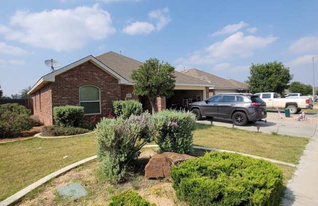 1109 Milltown Rd - 1109 Milltown Road, Midland, TX 79705