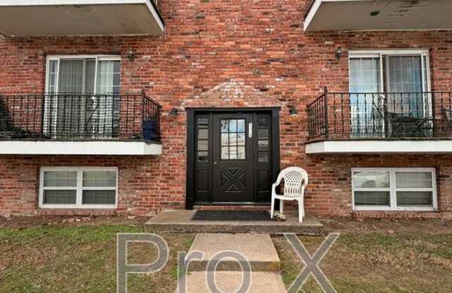 124 E Highland Gallery 2