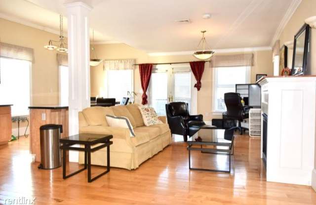 714 E 4th St 3 - 714 East Fourth Street, Boston, MA 02127