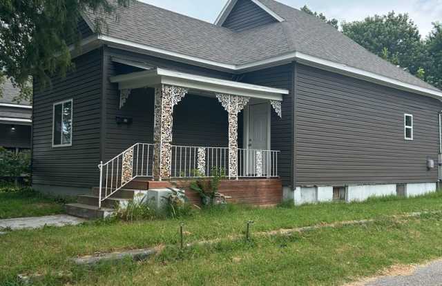PRE-LEASING!! Gorgeous 3 Bedroom/ 2 Bath Home photos photos