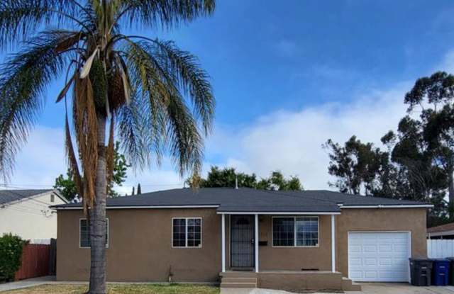 Large home on private cul-de-sac photos photos