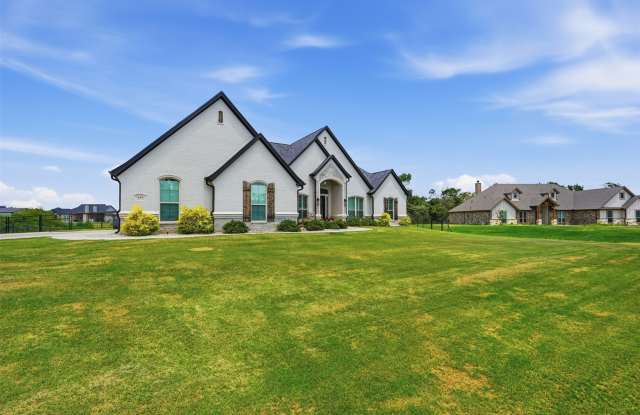 655 Winkler Way Gallery 3
