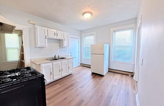 306 Prospect Street - 3 photos photos