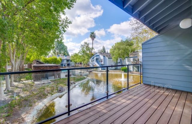 905 West Middlefield Road - 905 West Middlefield Road, Mountain View, CA 94043