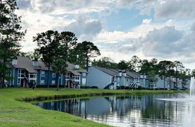 Grove at Deerwood photos photos