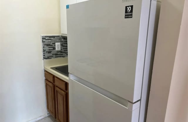 7806 46th Ave Apt 7J - 78-06 46th Avenue, Queens, NY 11373