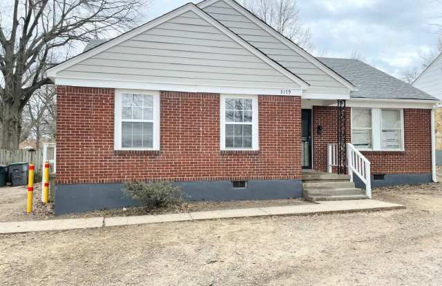Charming 2 bedroom, 1 bathroom duplex photos photos