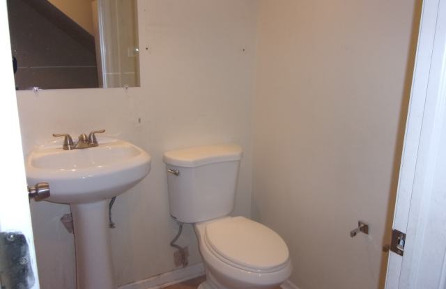 2913 Balmoral Crescent Gallery 4
