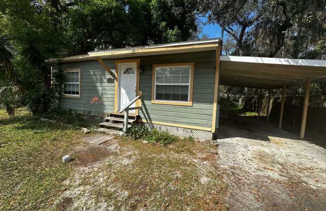 3/2 Renovated Home in Tampa, 33612- Immediate Move-In - 10012 North Brooks Street, Tampa, FL 33612