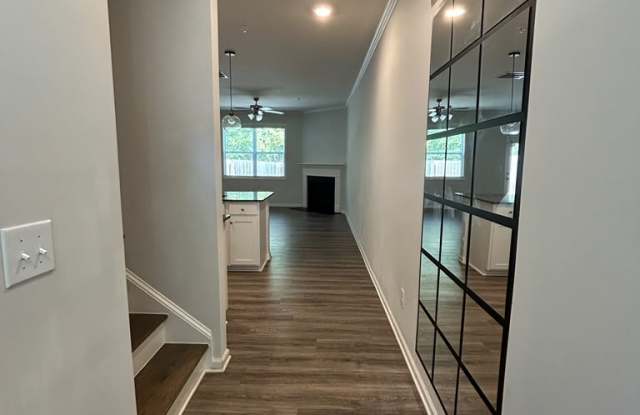 720 Woodstock Grove Drive Gallery 4