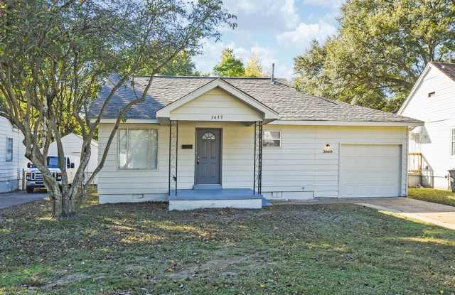 UPDATED 3 bed, 1 bath near U of M. photos photos