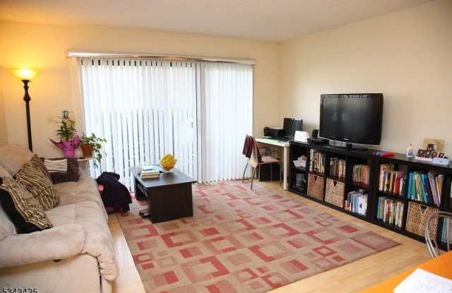 328 Penns Way photos photos