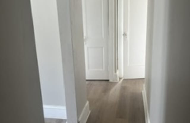 15 Tuthill Avenue - 2 Gallery 1