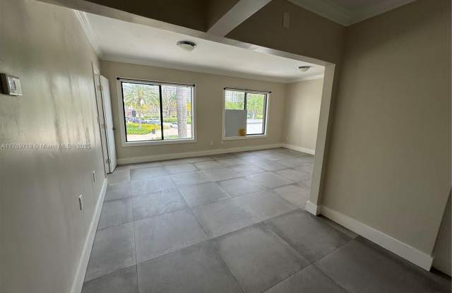 1820 Harrison St photos photos