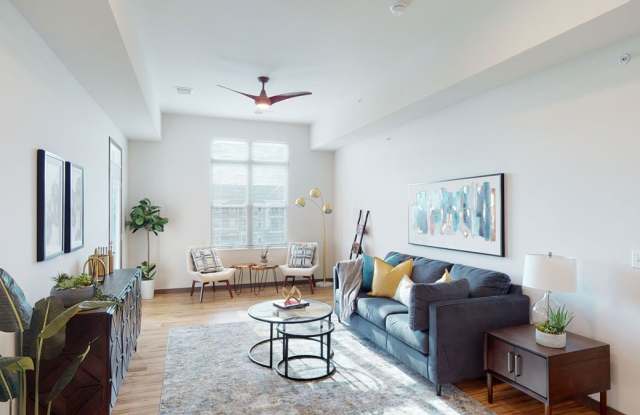 Van Buren East Gallery 3