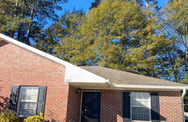 Updated Duplex Available 7/15/25! photos photos