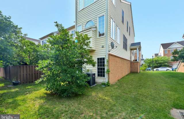 42704 SANDMAN Terrace Gallery 3