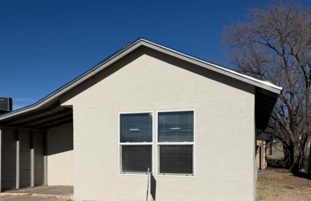 LARGE 2 BEDROOM HOME photos photos