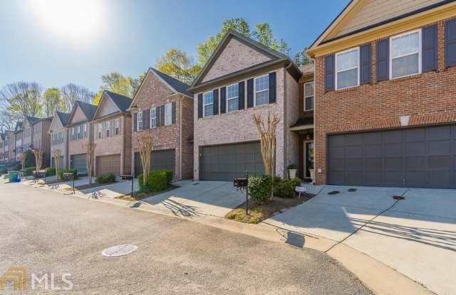694 Surrey Park Pl Gallery 2