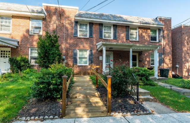 3 Bed 1 Bath Townhouse In Cabbage Hill Lancaster City photos photos