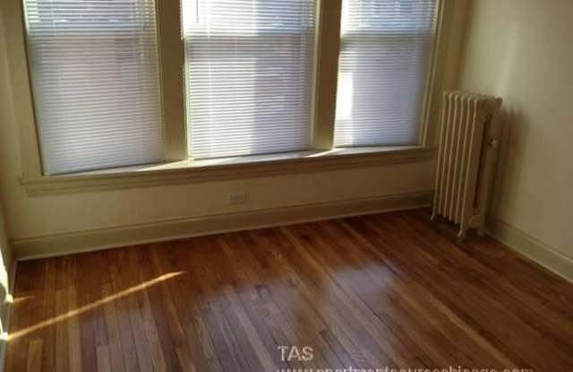 4118 N. Sheridan 3E Gallery 4