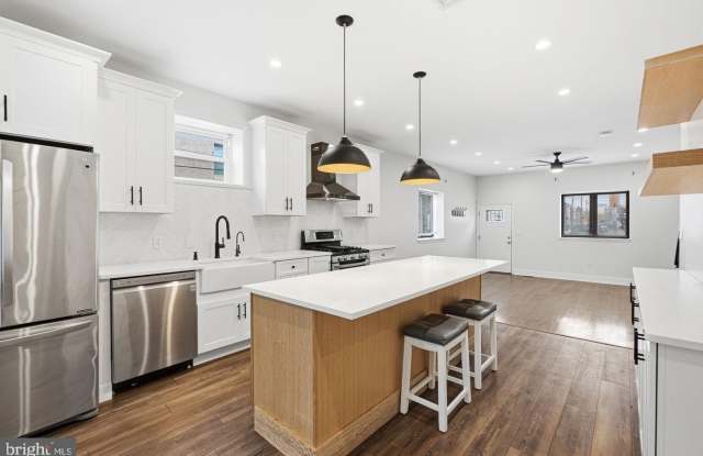 2106 MANTON Street photos photos