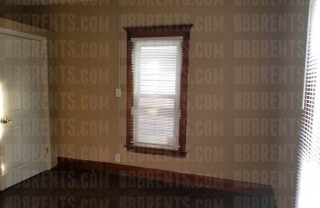 615 Wilson Street, Gallery 4