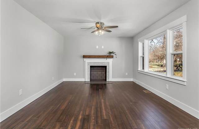 6327 Woodland Circle Gallery 4