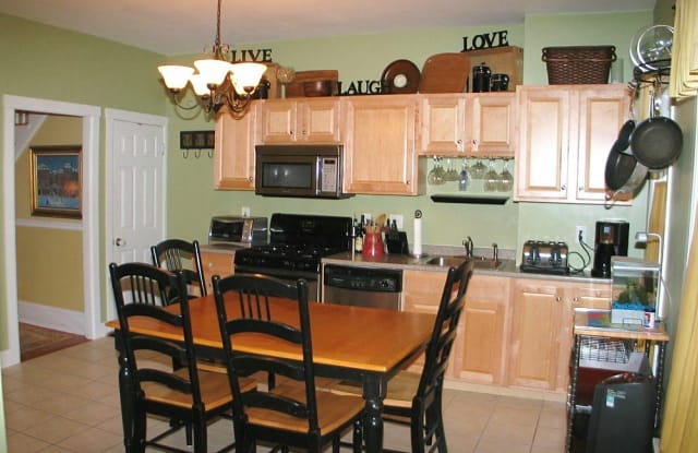 68 Elm St Apt F photos photos