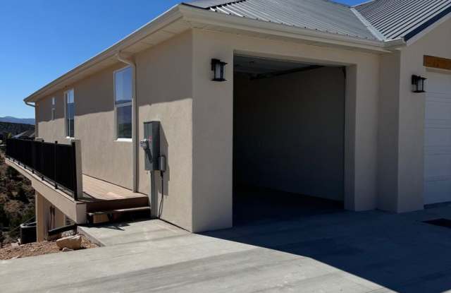 Brand New Home in Great Location - 2559 Carmel Canyon Drive, Cedar City, UT 84720