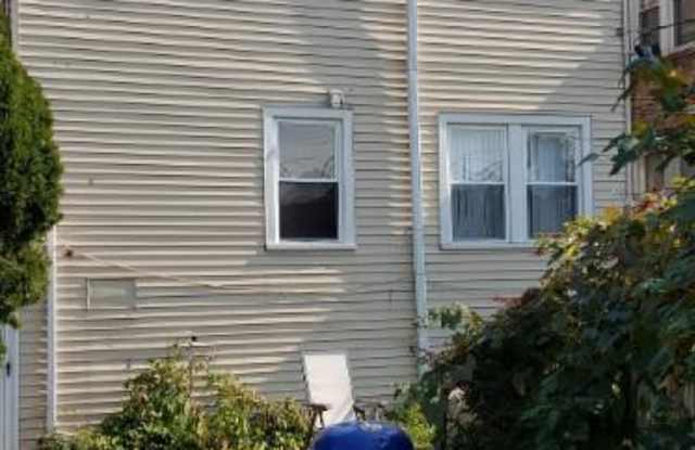 4254 N MARMORA AVE. Gallery 2