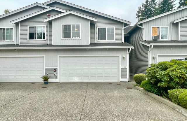 Great Townhome for rent - 14607 52nd Avenue West, Picnic Point, WA 98026