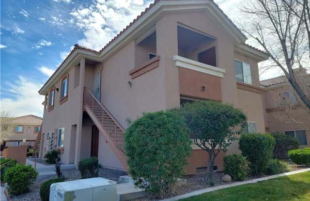 DESIRABLE SILVERADO RANCH COMMUNITY 2ND FLOOR/ 2 BEDROOM Condo Ready for a new Resident! photos photos
