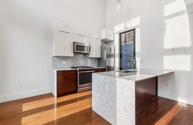 1469 Harvard Street Northwest - 5 Gallery 4