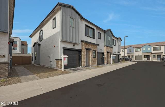 28134 N 28TH Lane Gallery 2