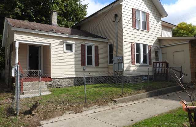 827 Fulton Street West photos photos