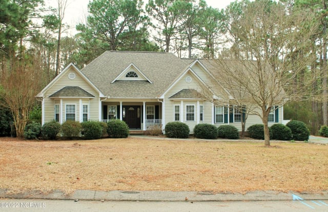 11 Clarendon Lane - 11 Clarendon Lane, Pinehurst, NC 28374