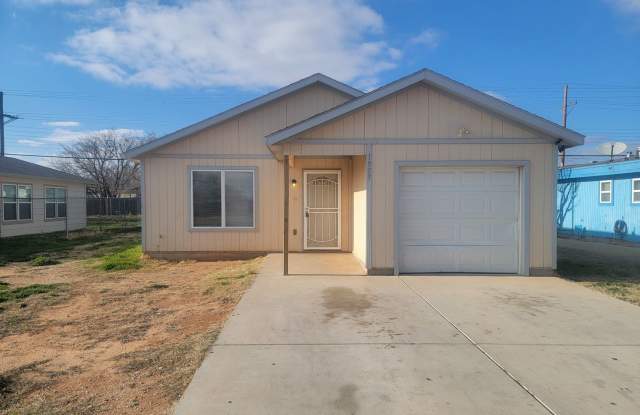 3BD 2BR 1 CAR GARAGE *Section 8 approved photos photos