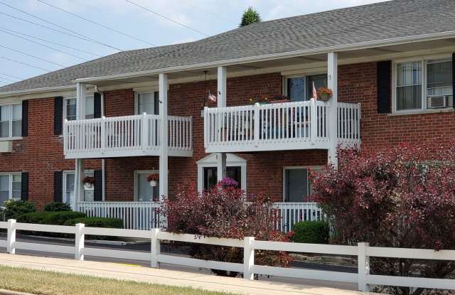 Maple Apts Gallery 1