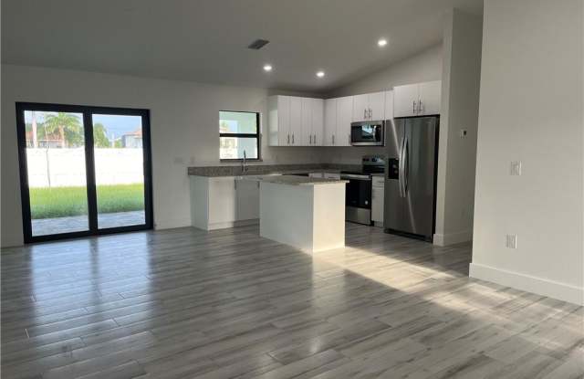 609 Northwest 37th Avenue photos photos