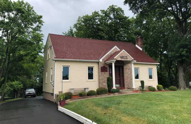 4821 E STREET Road photos photos